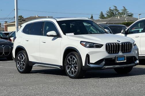 Alpine White 2025 BMW X1 xDrive28i