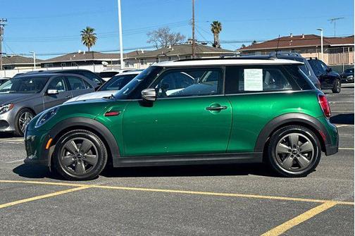 2024 MINI Hardtop Cooper