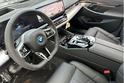 2026 BMW i5 eDrive40