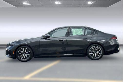 2026 BMW i5 eDrive40