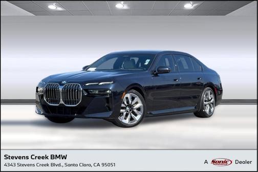 Carbon Black Metallic 2024 BMW i7 xDrive60