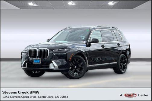 Black Sapphire Metallic 2023 BMW X7 xDrive40i