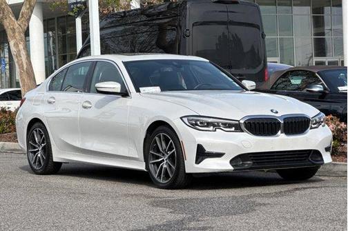Mineral White Metallic 2021 BMW 330 330i