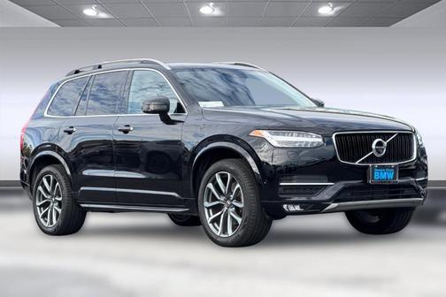2019 Volvo XC90 T6 Momentum