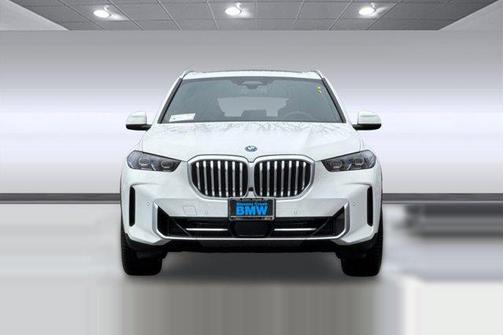 Alpine White 2026 BMW X5 PHEV xDrive50e