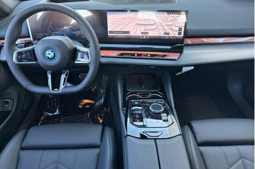 2026 BMW i5 eDrive40