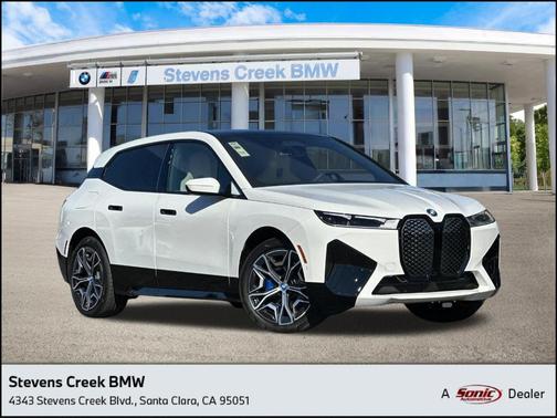 2025 BMW iX xDrive50