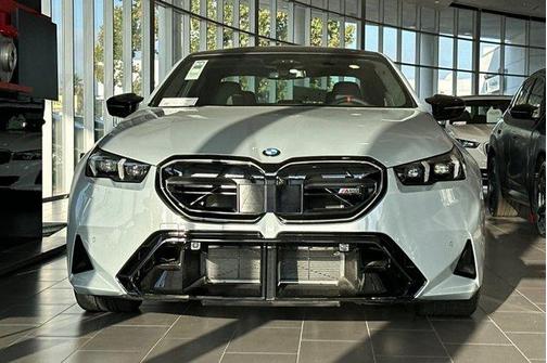 Brooklyn Grey Metallic 2026 BMW M5 Base