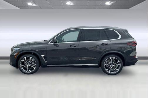 Dravit Grey Metallic 2026 BMW X5 PHEV xDrive50e