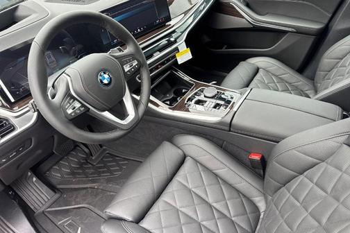 Dravit Grey Metallic 2026 BMW X5 PHEV xDrive50e