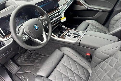 Dravit Grey Metallic 2026 BMW X5 PHEV xDrive50e