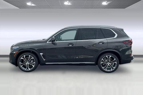 Dravit Grey Metallic 2026 BMW X5 PHEV xDrive50e