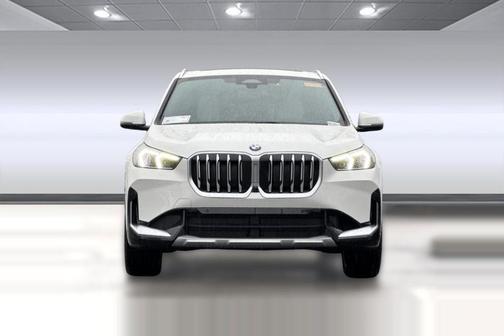 Alpine White 2026 BMW X1 xDrive28i