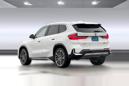Alpine White 2026 BMW X1 xDrive28i