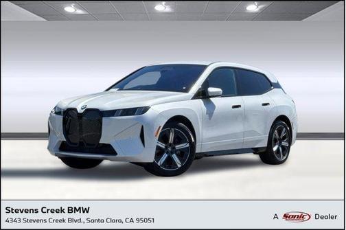 Mineral White Metallic 2026 BMW iX xDrive45