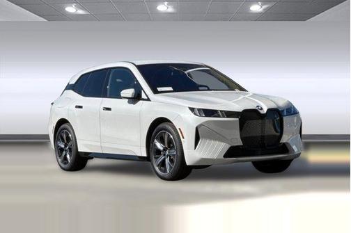 Mineral White Metallic 2026 BMW iX xDrive45