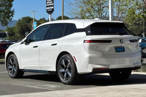 Mineral White Metallic 2026 BMW iX xDrive45