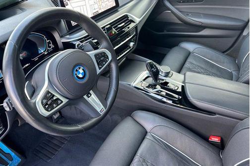 2023 BMW 530e Base