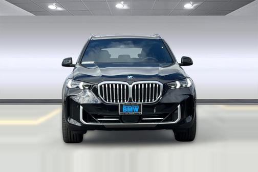 Black Sapphire Metallic 2026 BMW X5 xDrive40i
