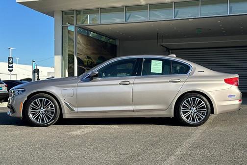 2019 BMW 530e iPerformance