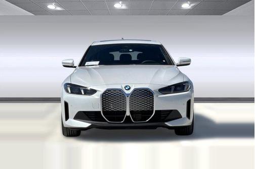 Mineral White Metallic 2026 BMW i4 Gran Coupe eDrive40