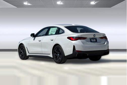 Mineral White Metallic 2026 BMW i4 Gran Coupe eDrive40
