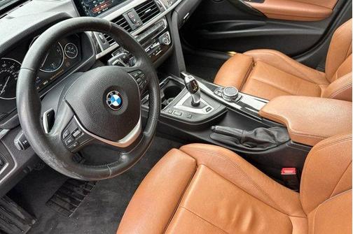 2017 BMW 330e iPerformance