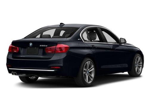 2017 BMW 330e iPerformance