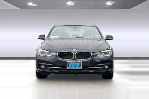 2017 BMW 330e iPerformance