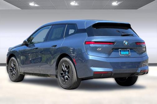 2026 BMW iX xDrive60