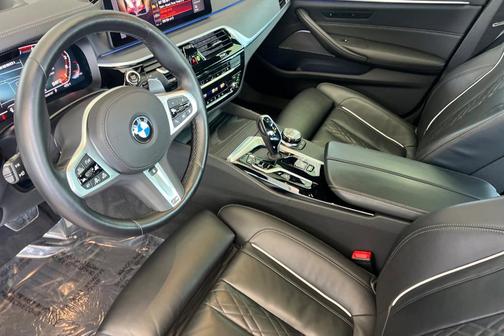 Carbon Black Metallic 2023 BMW M550 i Xdrive