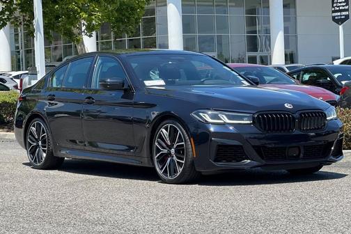 Carbon Black Metallic 2023 BMW M550 i Xdrive