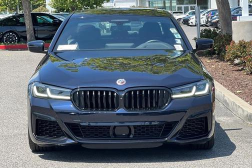 Carbon Black Metallic 2023 BMW M550 i Xdrive