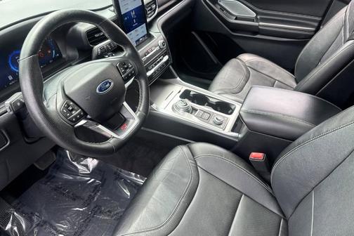 MAGNETIC METALLIC 2020 Ford Explorer ST