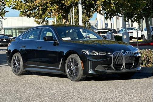 Black Sapphire Metallic 2025 BMW i4 Gran Coupe eDrive40
