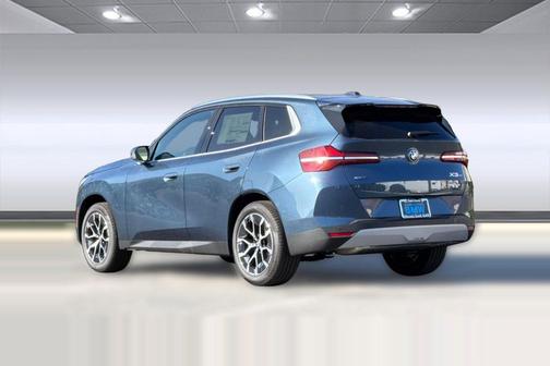 Arctic Race Blue Metallic 2026 BMW X3 30 xDrive