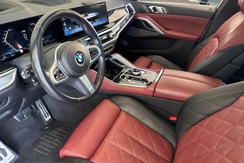 Mineral White Metallic 2024 BMW X6 xDrive40i