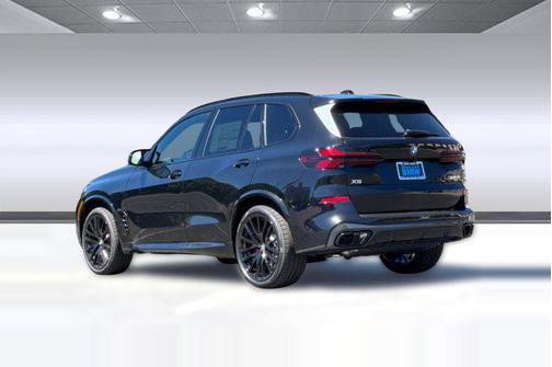 Black Sapphire Metallic 2026 BMW X5 M60i