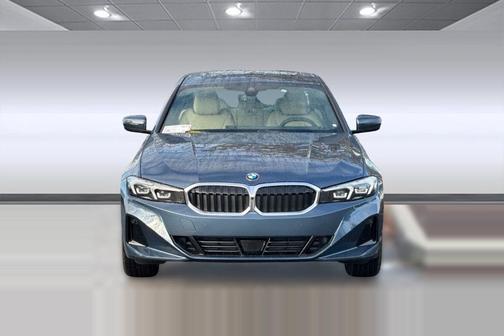 2026 BMW 330 330i