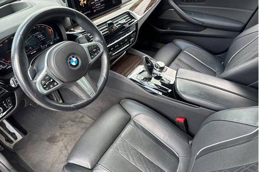 2023 BMW 540 i