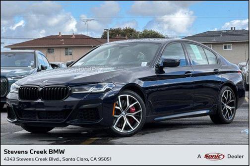 Carbon Black Metallic 2023 BMW 540 i