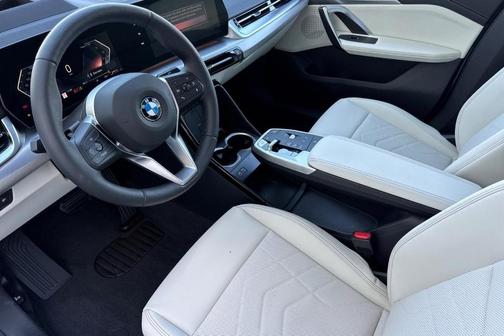 2026 BMW X2 xDrive28i