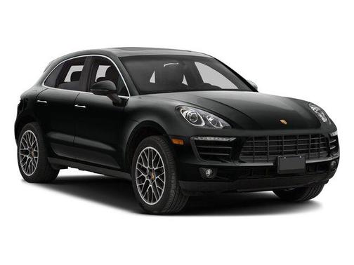 White 2017 Porsche Macan Macan