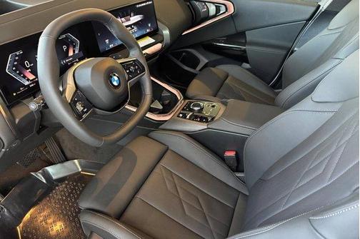 Mineral White Metallic 2026 BMW X3 30 xDrive