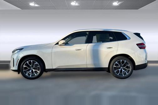 Mineral White Metallic 2026 BMW X3 30 xDrive