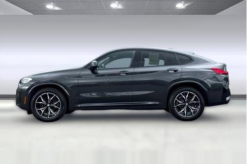 2025 BMW X4 xDrive30i