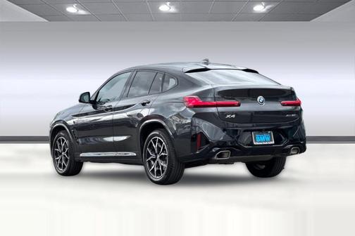 Gray 2025 BMW X4 xDrive30i