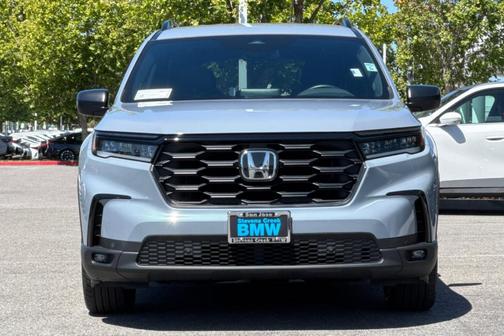 Sonic Gray Pearl 2025 Honda Pilot Sport