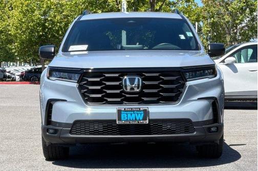 Sonic Gray Pearl 2025 Honda Pilot Sport
