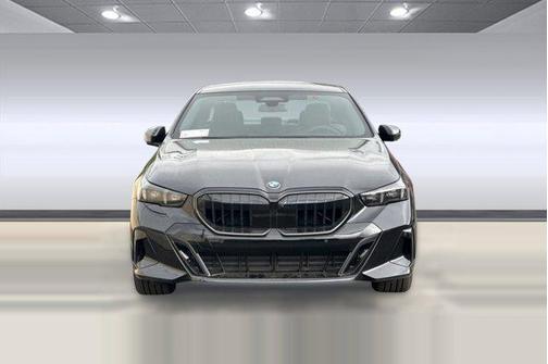 Black Sapphire Metallic 2026 BMW 540 xDrive